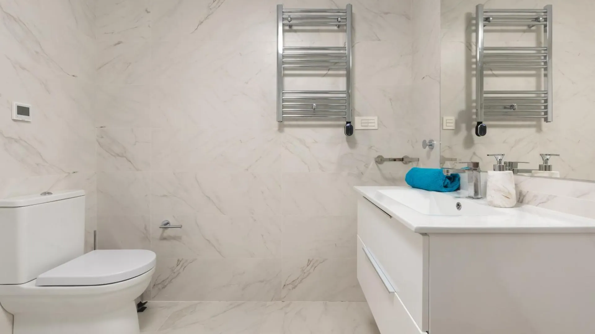 Aralia - 3-Bedroom Coastal Luxury Apartment In Mijas 0*,  Espagne
