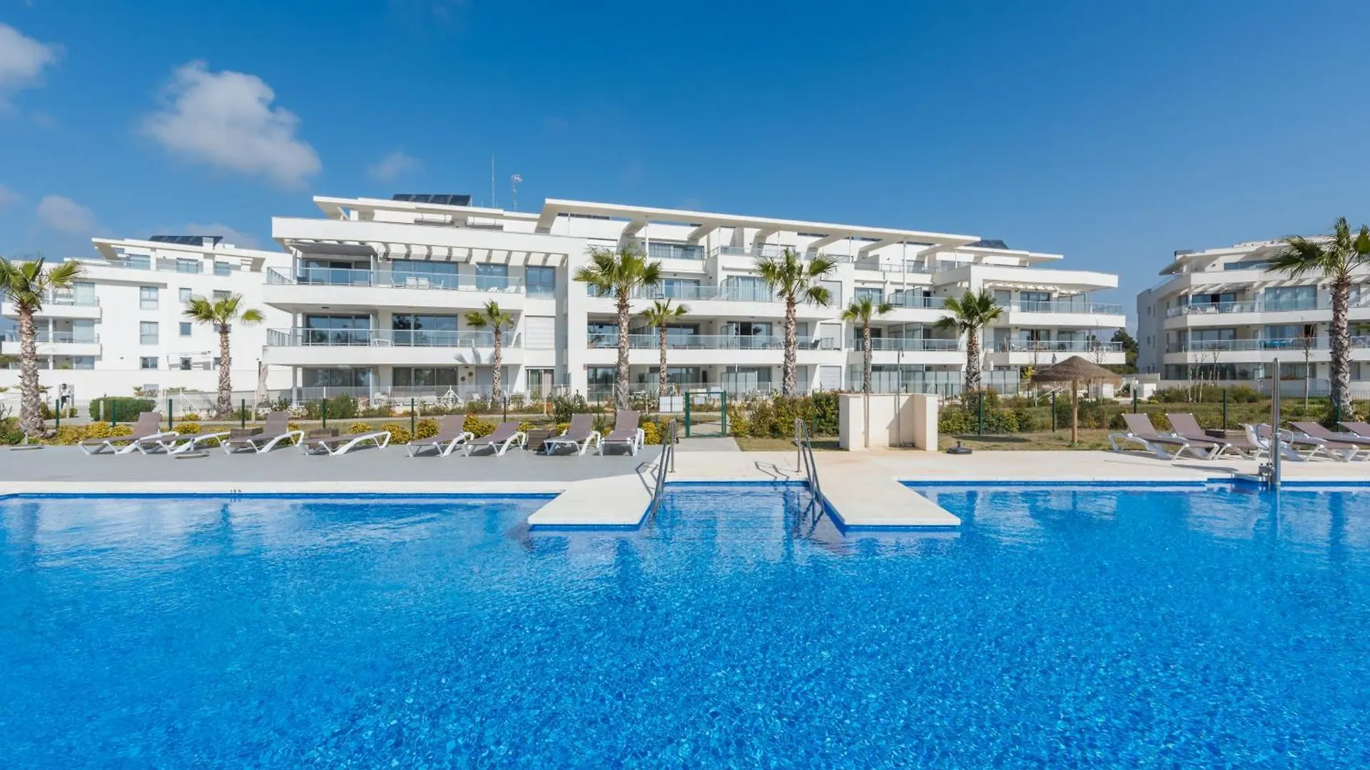 Aralia - 3-Bedroom Coastal Luxury Apartment In Mijas